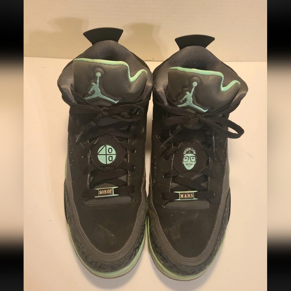 2013 NIKE AIR JORDAN SON OF MARS 10.5 LOW GREEN GLOW LTD ED SPIKE LEE 580603-030